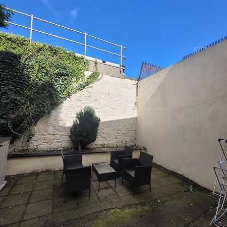 Recently Renovated Dublin City House 빌라 외부 사진