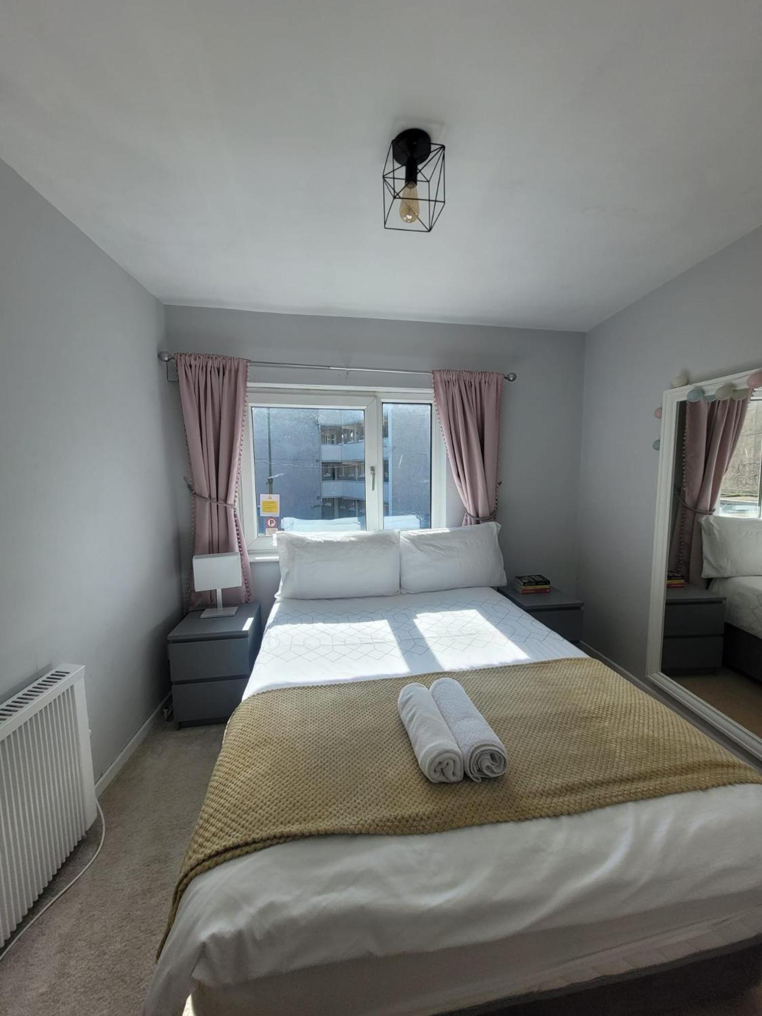 Recently Renovated Dublin City House 빌라 외부 사진